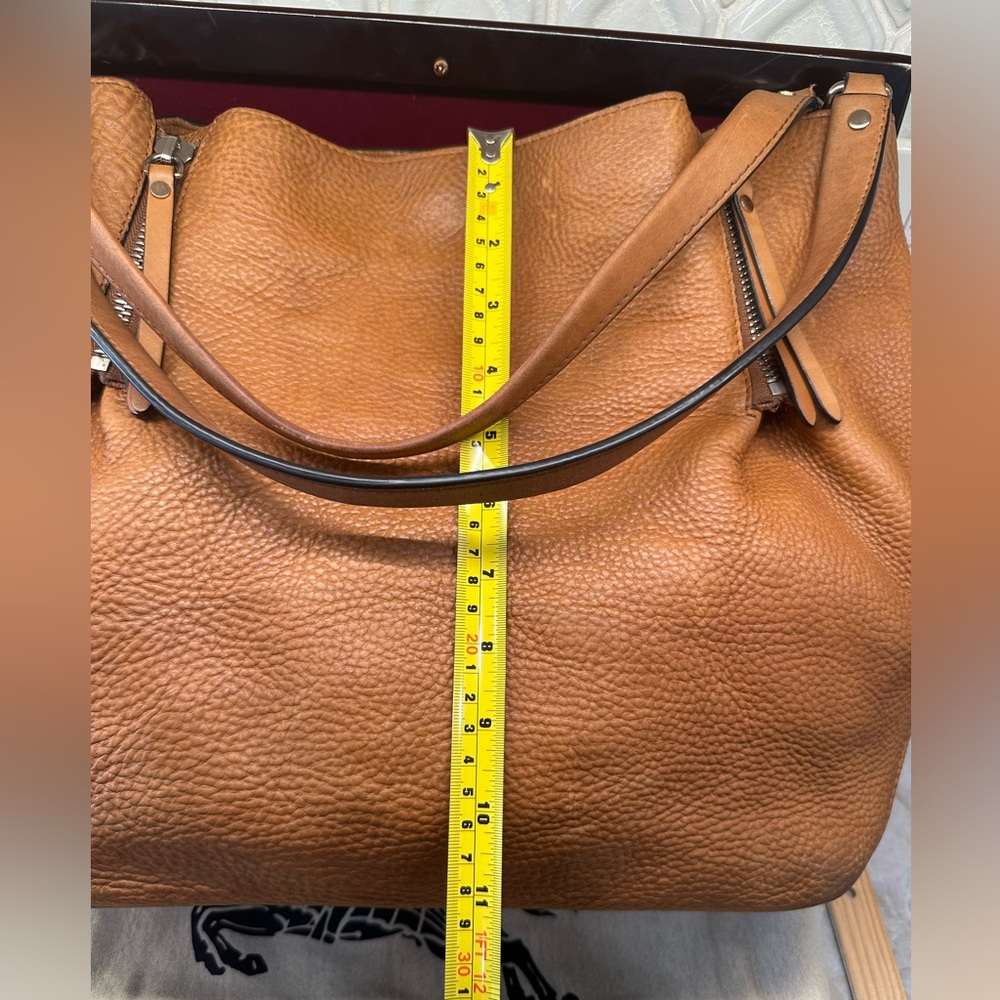 Burberry Maidstone Tote Tan Leather Shoulder Bag - Picture 12 of 15